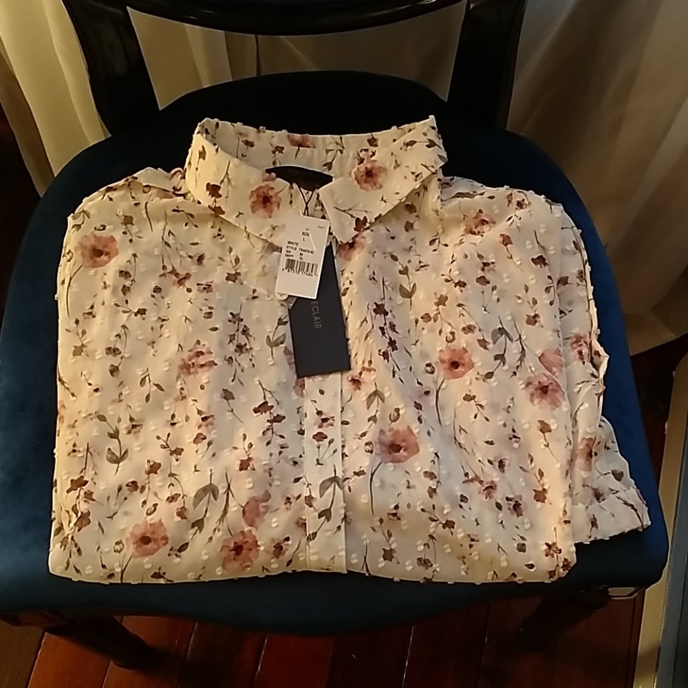 Eclair floral sheer button down